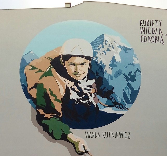 Wanda Rutkiewcz – mural słynnej himalaistki na pl. Legionów